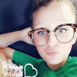 Meet your Posher, Kera